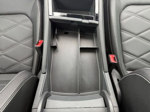 Used 2024 Volkswagen Atlas SE w/ Panoramic Sunroof Package AWD/4WD image 26