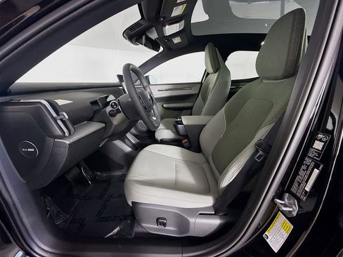 New 2026 Volvo EX30 Plus w/ Protection Package Premier image 20