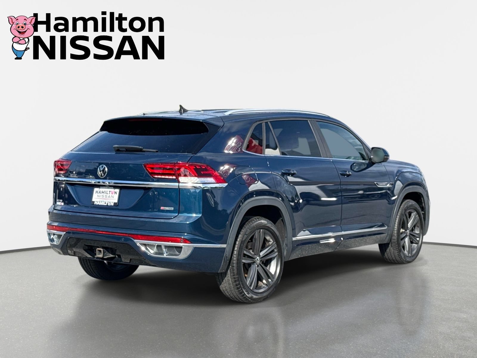 Used 2021 Volkswagen Atlas Cross Sport SE AWD/4WD image 2