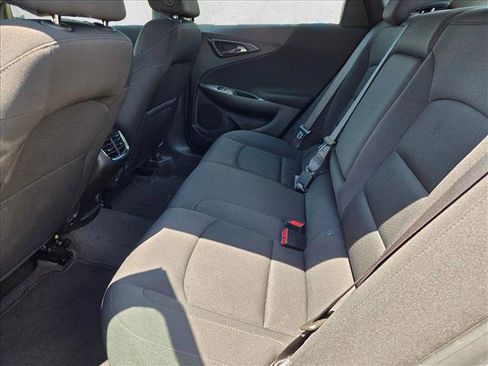 Used 2024 Chevrolet Malibu LT FWD image 17