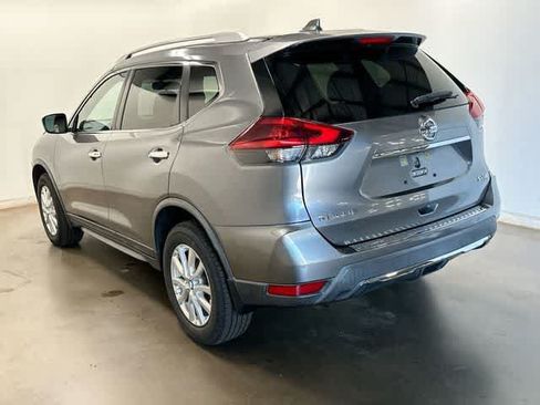 Used 2018 Nissan Rogue SV AWD/4WD image 31