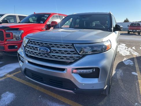 Used 2023 Ford Explorer Limited image 19