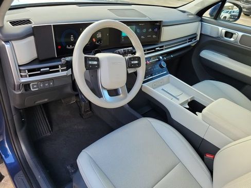 Used 2026 Hyundai Santa Fe SEL FWD image 15