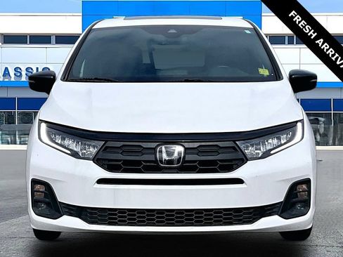 Used 2025 Honda Odyssey Sport-L image 17