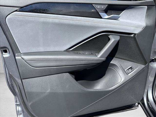 New 2026 Volkswagen Tiguan SE R-Line FWD image 30