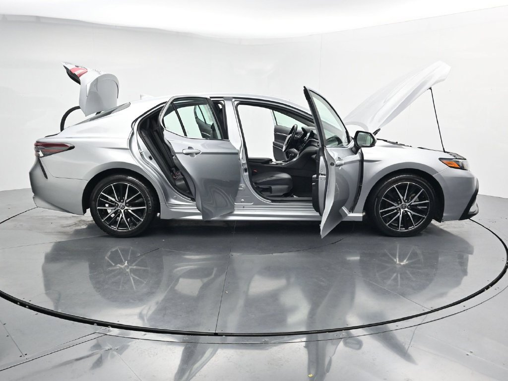 Used 2024 Toyota Camry SE FWD image 42