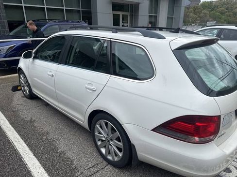 Used 2012 Volkswagen Jetta TDI FWD image 4
