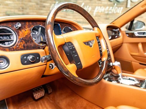 Used 2006 Bentley Flying Spur Flying Spur image 38