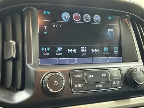 Used 2017 Chevrolet Colorado Z71 w/ LPO, Premium Interior Package AWD/4WD image 18