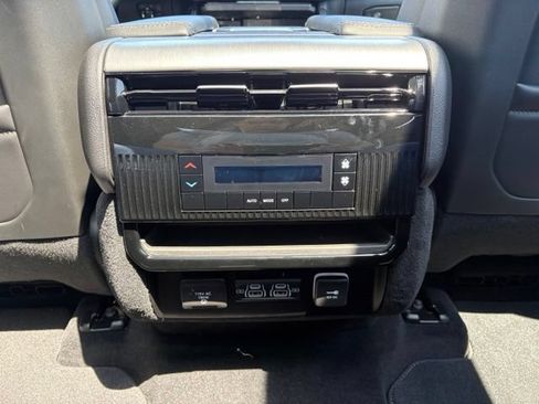 New 2026 Jeep Grand Wagoneer 4WD image 11