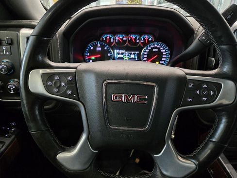 Used 2018 GMC Sierra 1500 SLT image 35