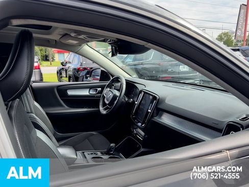 Used 2020 Volvo XC40 T5 Momentum AWD/4WD image 20