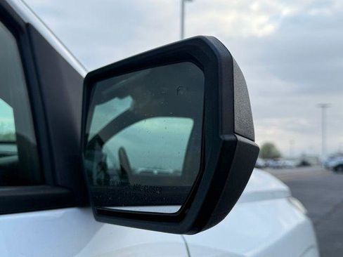 Used 2025 Chevrolet Colorado W/T w/ Advanced Trailering Package image 17