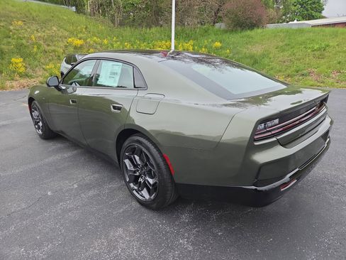 New 2026 Dodge Charger R/T AWD/4WD image 5