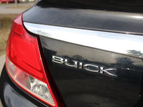 Used 2012 Buick Regal Leather image 42