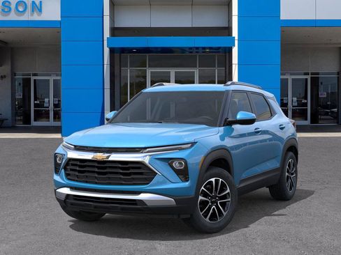 New 2026 Chevrolet TrailBlazer LT w/ Driver Confidence Package FWD image 6