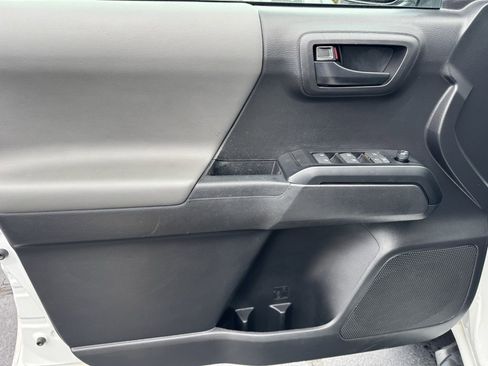 Used 2023 Toyota Tacoma SR image 18