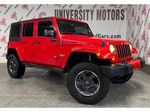 Used 2016 Jeep Wrangler Unlimited Sahara w/ Connectivity Group image 2