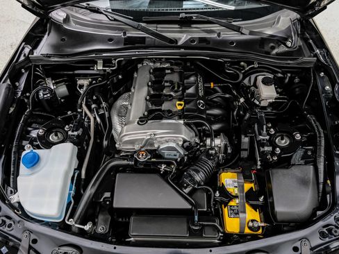 Used 2018 MAZDA MX-5 Miata RF Grand Touring RWD image 55
