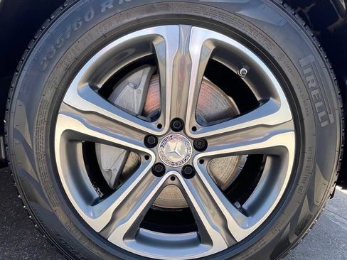 Used 2016 Mercedes-Benz GLC 300 image 11