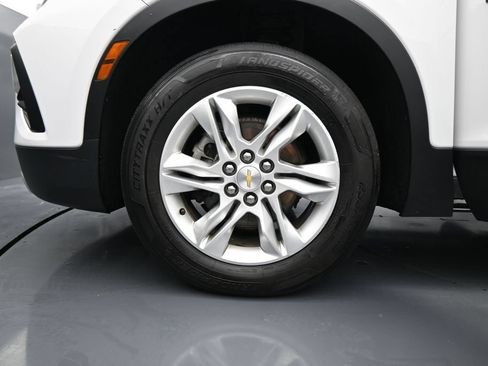 Used 2021 Chevrolet Blazer LT FWD image 28
