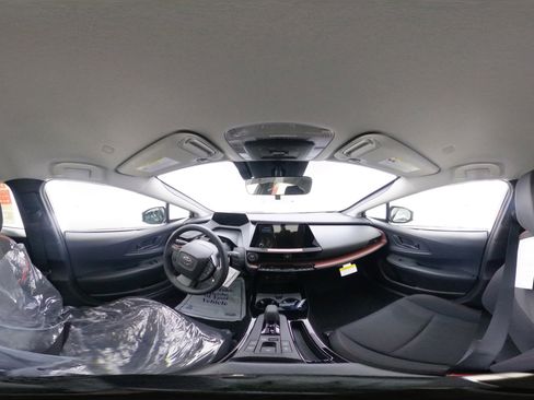 New 2026 Toyota Prius Plug-In Hybrid image 33