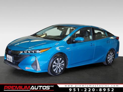 Used 2020 Toyota Prius Prime XLE w/ Carpet Mat Package FWD image 1
