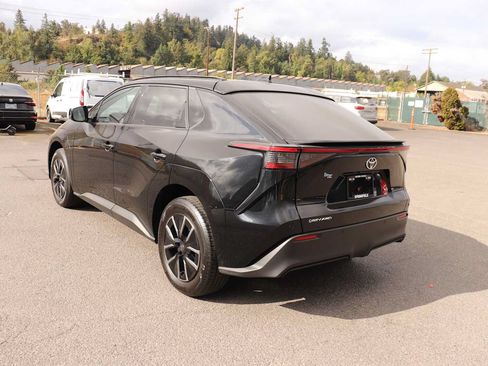 Used 2026 Toyota bZ AWD/4WD image 7