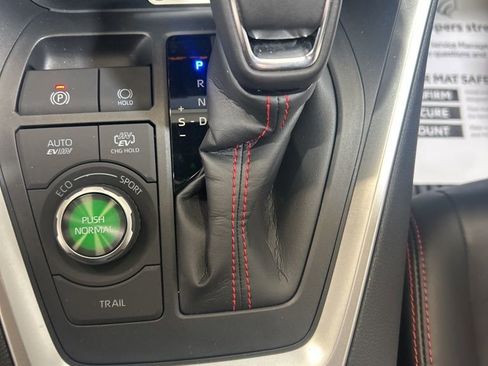 Used 2025 Toyota RAV4 XSE image 29