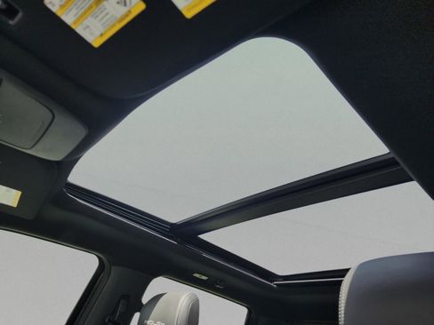 Certified 2021 Ford F150 XLT w/ Equipment Group 302A High image 33