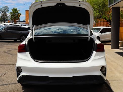 Used 2022 Kia Forte LXS FWD image 22