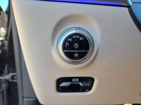 Used 2022 Mercedes-Benz C 300 4MATIC Sedan image 19
