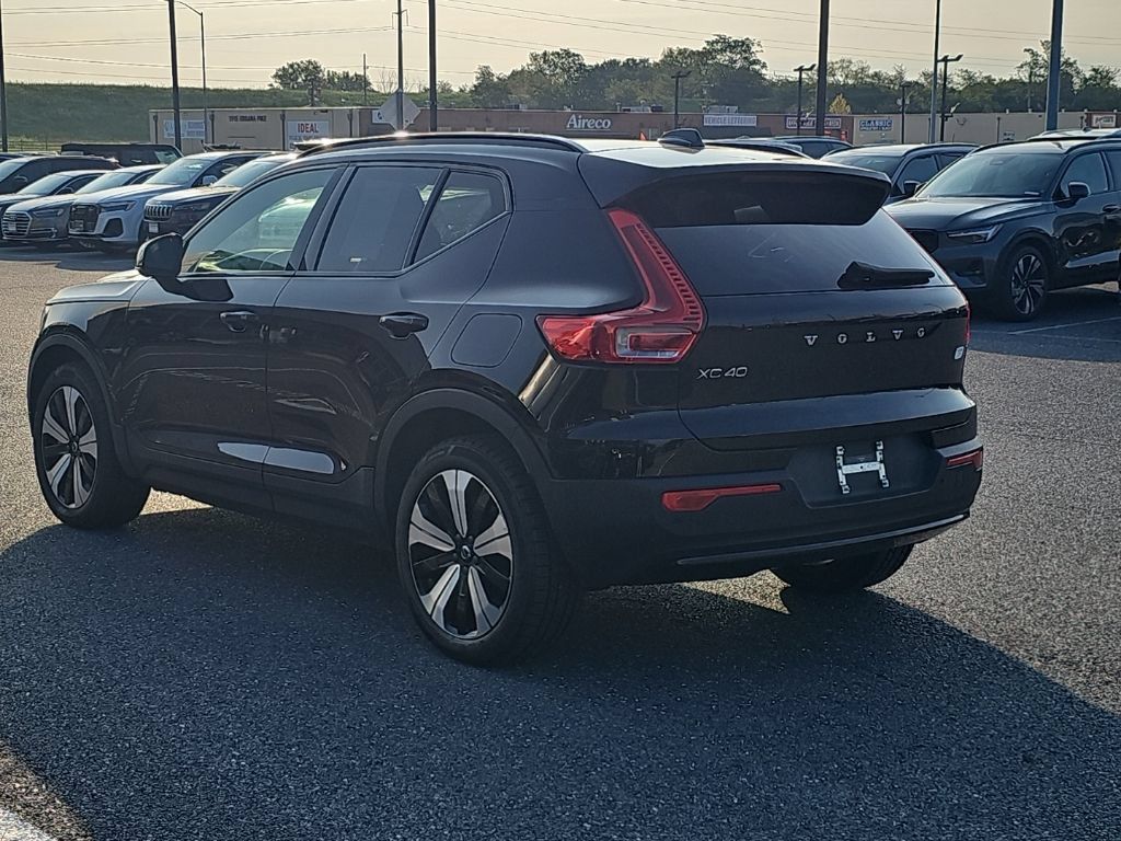 Used 2023 Volvo XC40 Recharge Plus AWD/4WD image 15