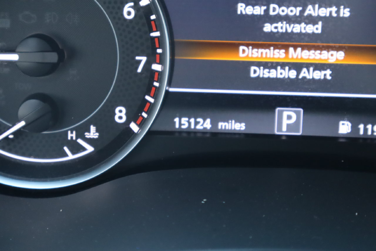 Used 2024 Nissan Armada SL RWD image 12