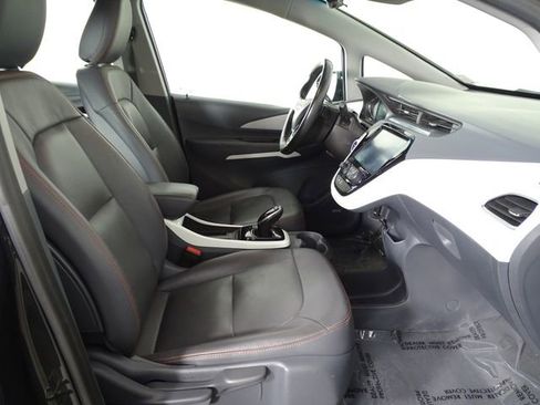 Used 2020 Chevrolet Bolt Premier w/ Infotainment Package image 14