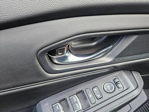 Used 2025 Honda Accord Sport image 7