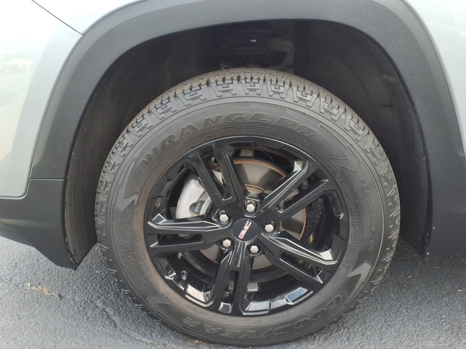 Used 2024 GMC Terrain AT4 w/ LPO, Floor Liner Package AWD/4WD image 10