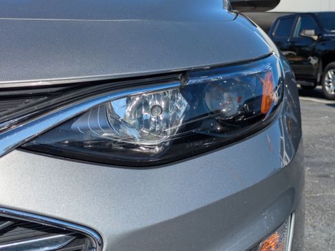 Used 2024 Chevrolet Malibu LT image 28