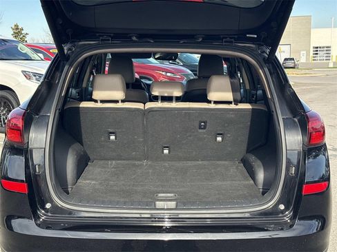 Used 2021 Hyundai Tucson Limited image 12