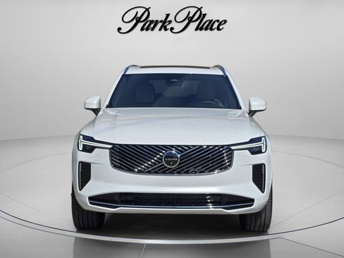 New 2026 Volvo XC90 B6 Plus w/ Protection Package Premier AWD/4WD image 9