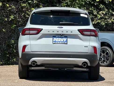 New 2025 Ford Escape SE image 5