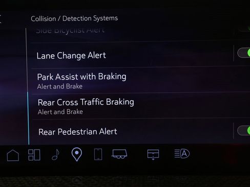 Used 2025 Cadillac Escalade V w/ LPO, ONYX Package image 34