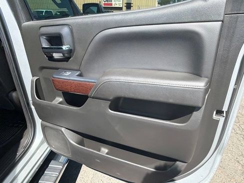 Used 2018 GMC Sierra 1500 SLE AWD/4WD image 11