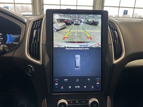 Used 2023 Ford Edge SEL w/ Convenience Package image 34