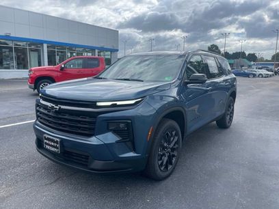 New 2026 Chevrolet Traverse LT w/ Midnight/Sport Edition