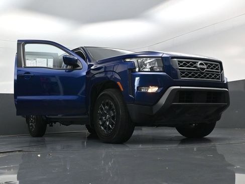 Used 2022 Nissan Frontier SV image 27