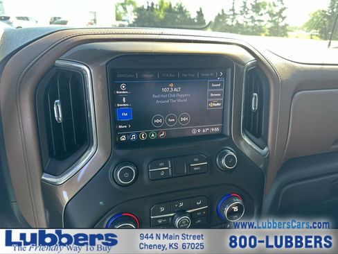 Used 2021 Chevrolet Silverado 1500 High Country w/ Technology Package image 16