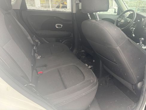 Used 2019 Kia Soul + image 37
