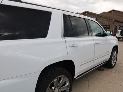 Used 2015 GMC Yukon Denali w/ Premium Package AWD/4WD image 9