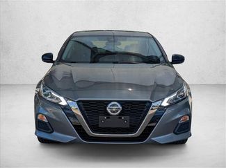 Used 2021 Nissan Altima 2.5 SR w/ SR Premium Package FWD video 2